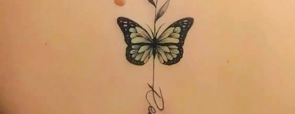 Tatuagem Feminina nas Costas