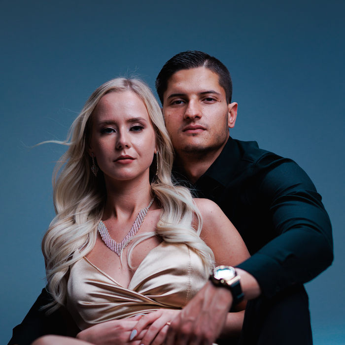 Elegant couple portrait, Panther Studios