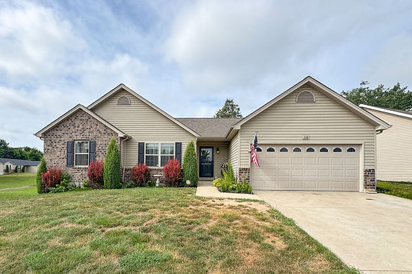 2-web-or-mls-136-liberty-grove-dr.jpg