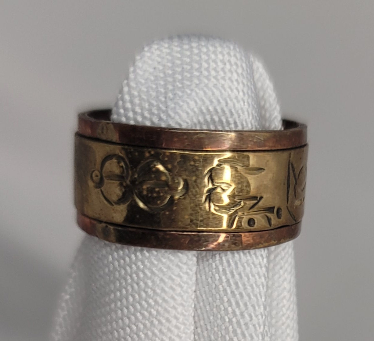 Ring – Spinning Mantra (.17oz B30-Bg10#248)