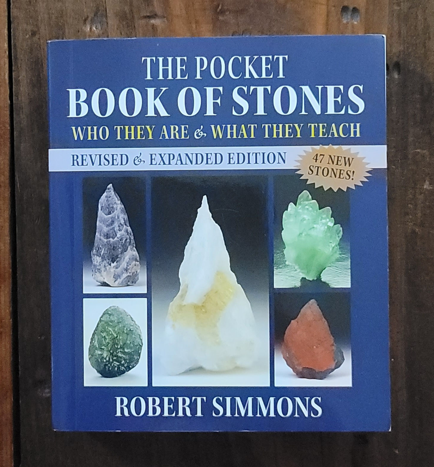 Book – The Pocket Book of Stones - Simmons
