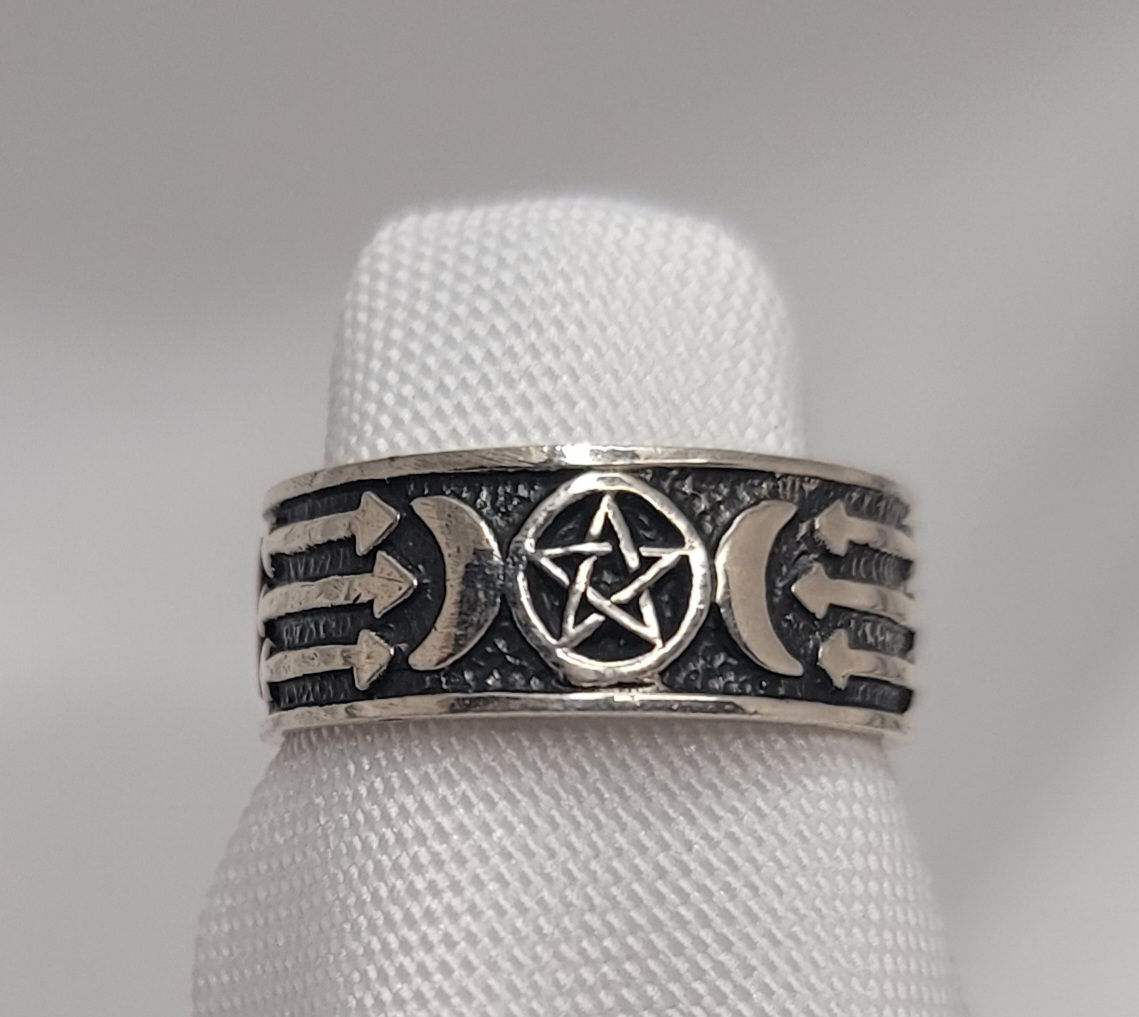 Ring – Pentagram Goddess 925 (.21oz B30-Bg11#426)