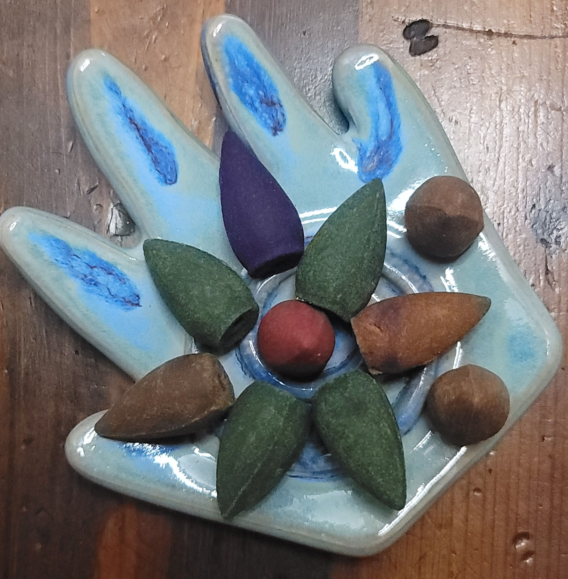 Backflow Incense Cones – Monkey Farts