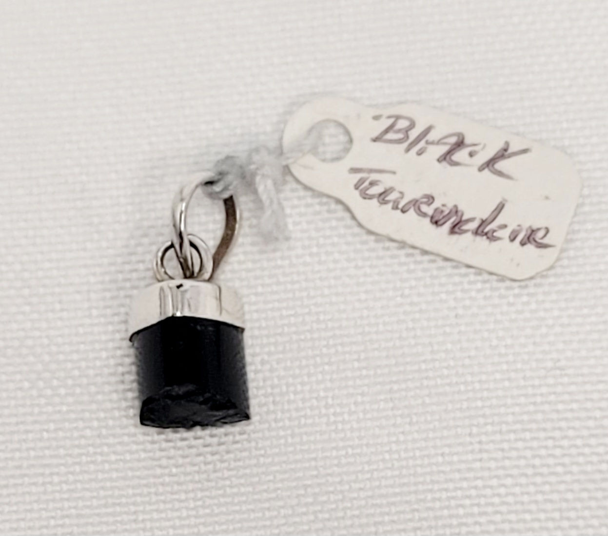 Pendant – Black Tourmaline (.03oz B30-Bg18#791)