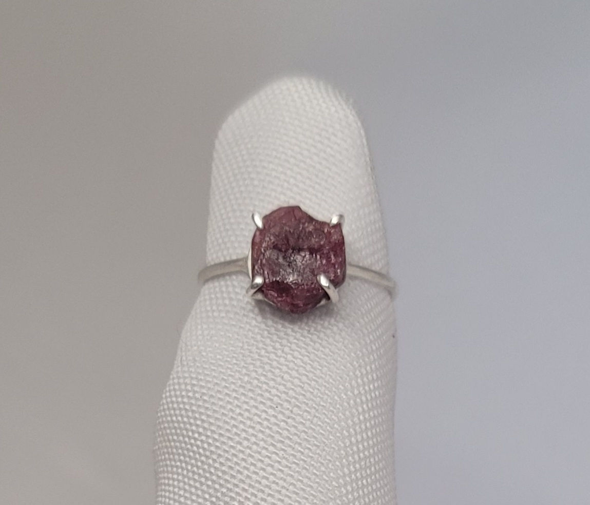 Ring – Pink Tourmaline 925 (.07oz B30-Bg20#942)