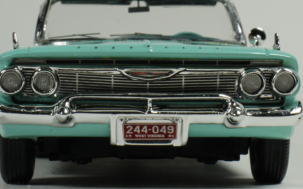 Thumbnail: Goldvarg Resin 1:43 1961 Chevrolet Impala