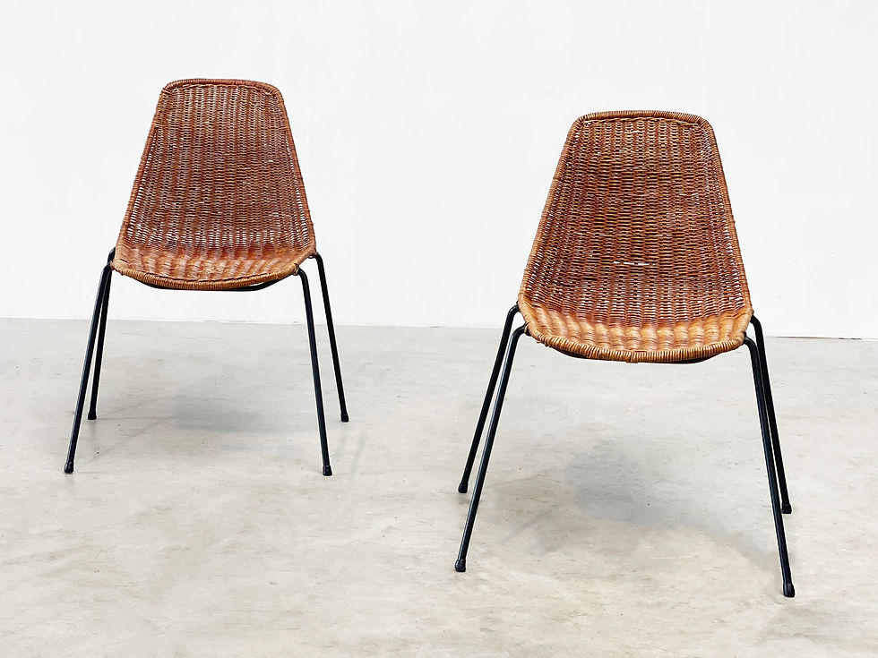 Thumbnail: Set of two rattan easy chairs