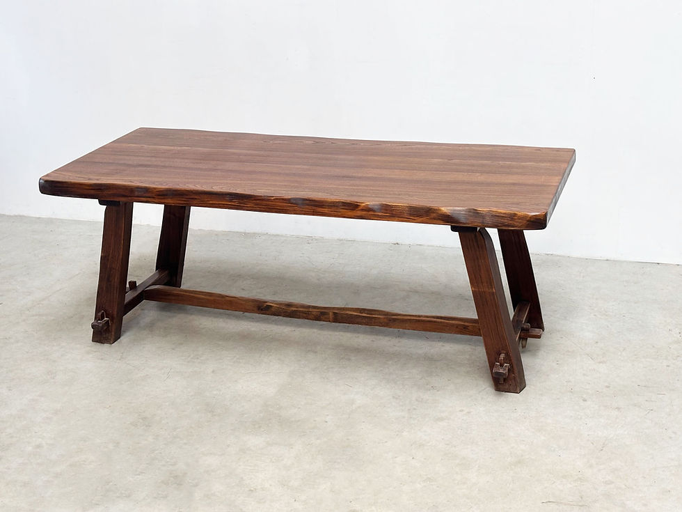 Thumbnail: Dining table by Aranjou