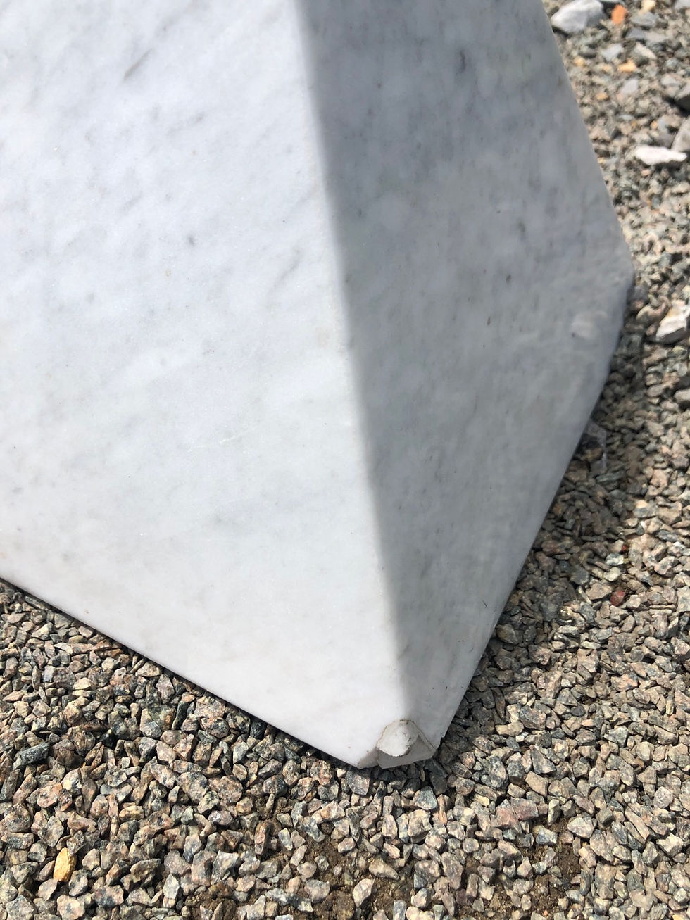 Thumbnail: Lovely coffee table by Vignelli