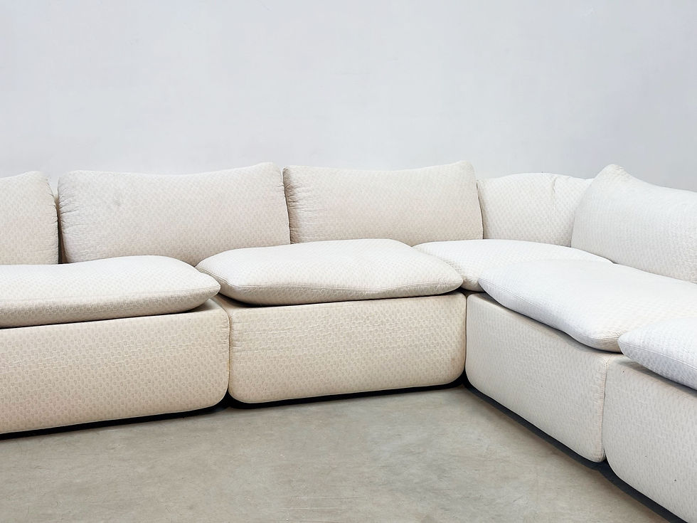Thumbnail: Confidential Sofa by Alberto Rosselli for Saporiti,