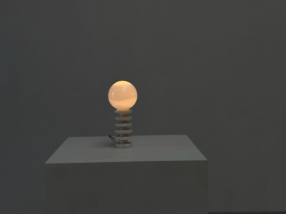 Thumbnail: Italian marble table lamp