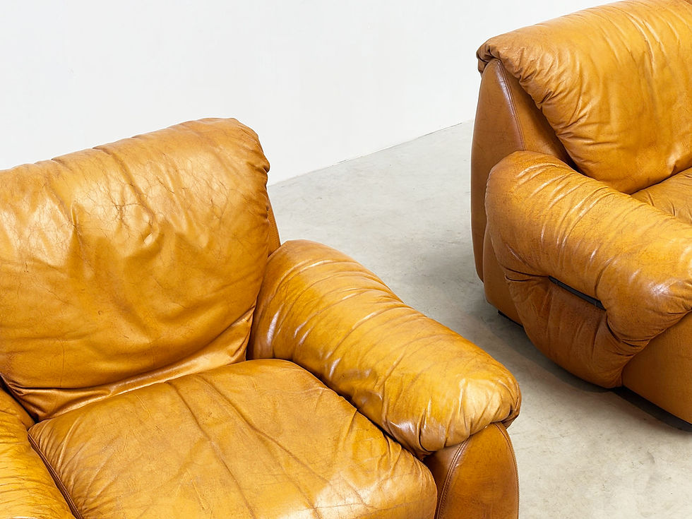 Thumbnail: Set of two Italian cognac leather lounge chairs