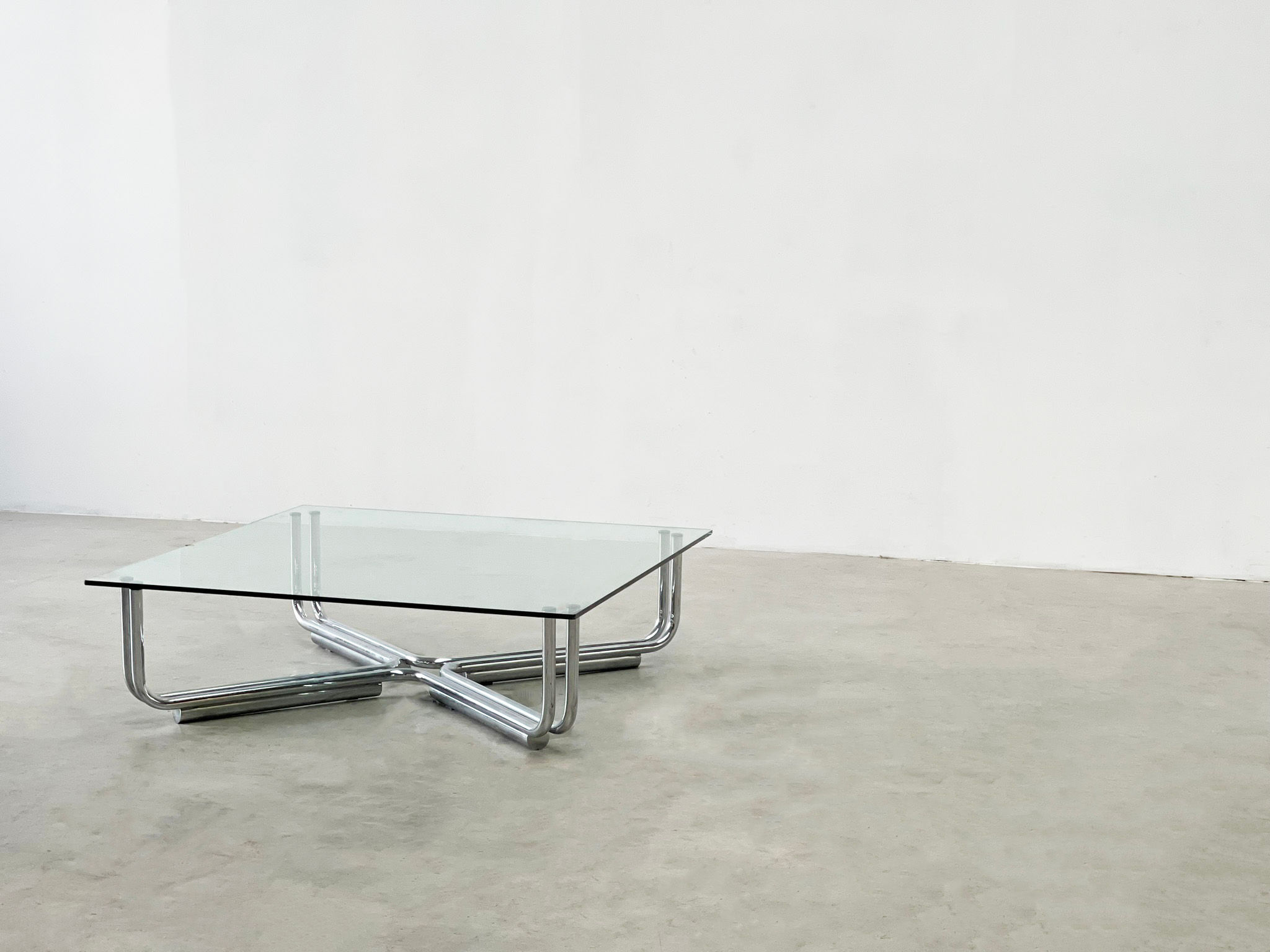 Chrome coffee table by Gianfranco Frattini