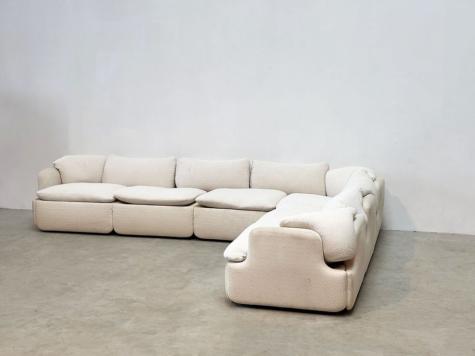 Thumbnail: Confidential Sofa by Alberto Rosselli for Saporiti,