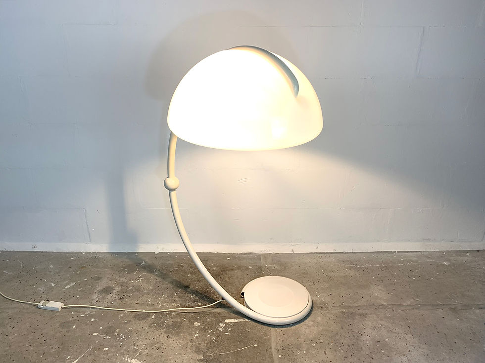 Thumbnail: Serpente floor lamp