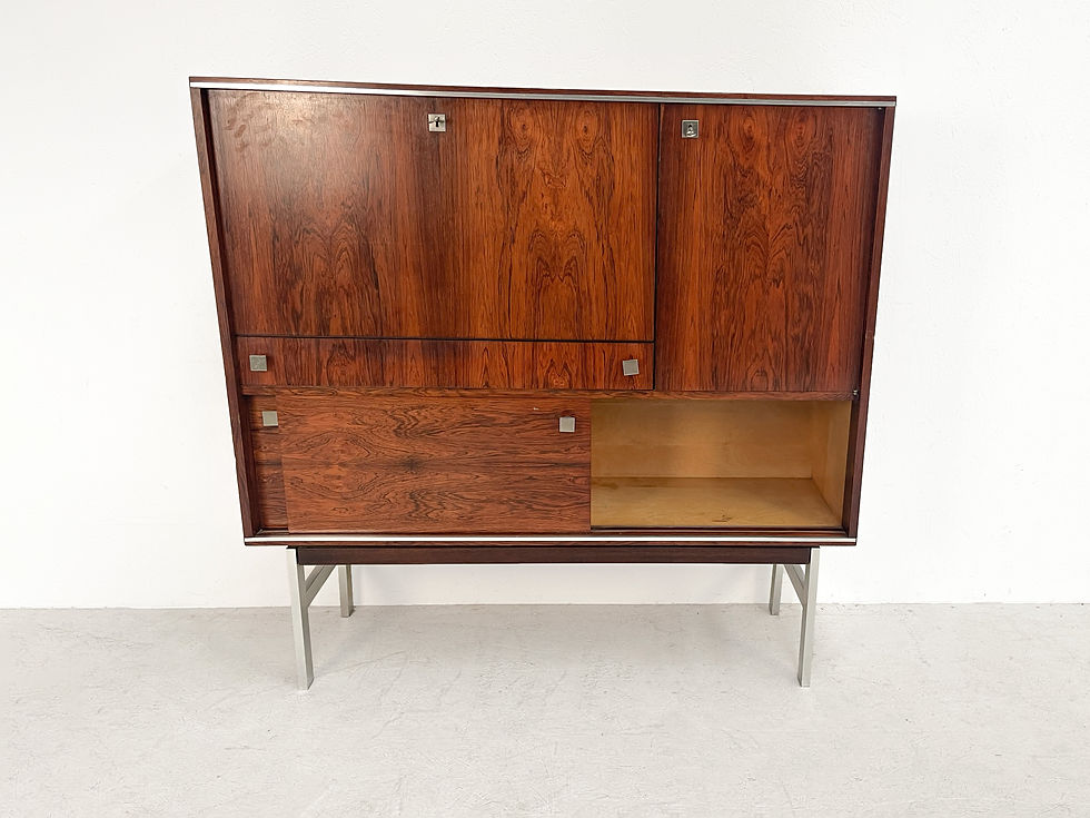 Thumbnail: Belgian bar cabinet