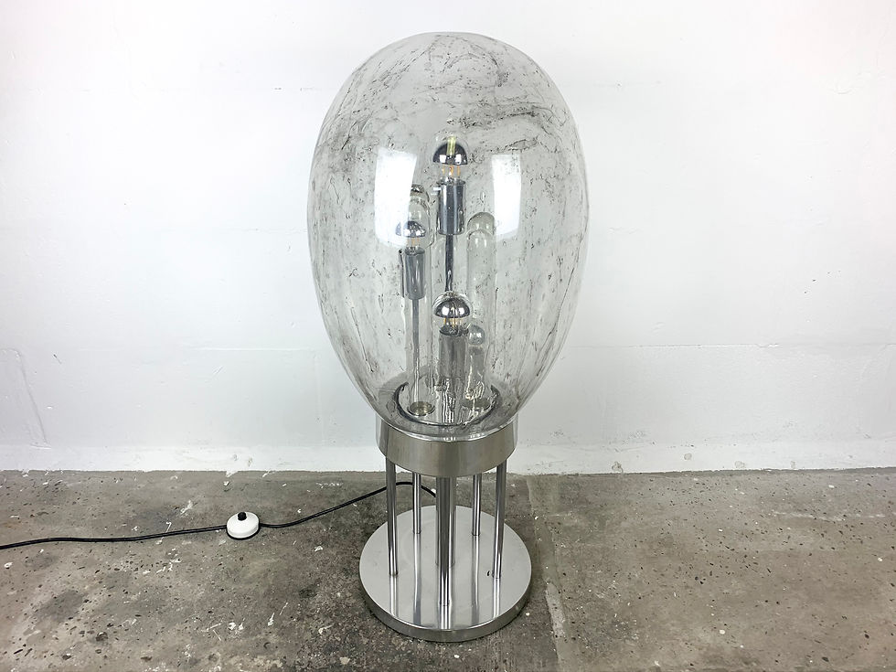 Thumbnail: Doria floor lamp