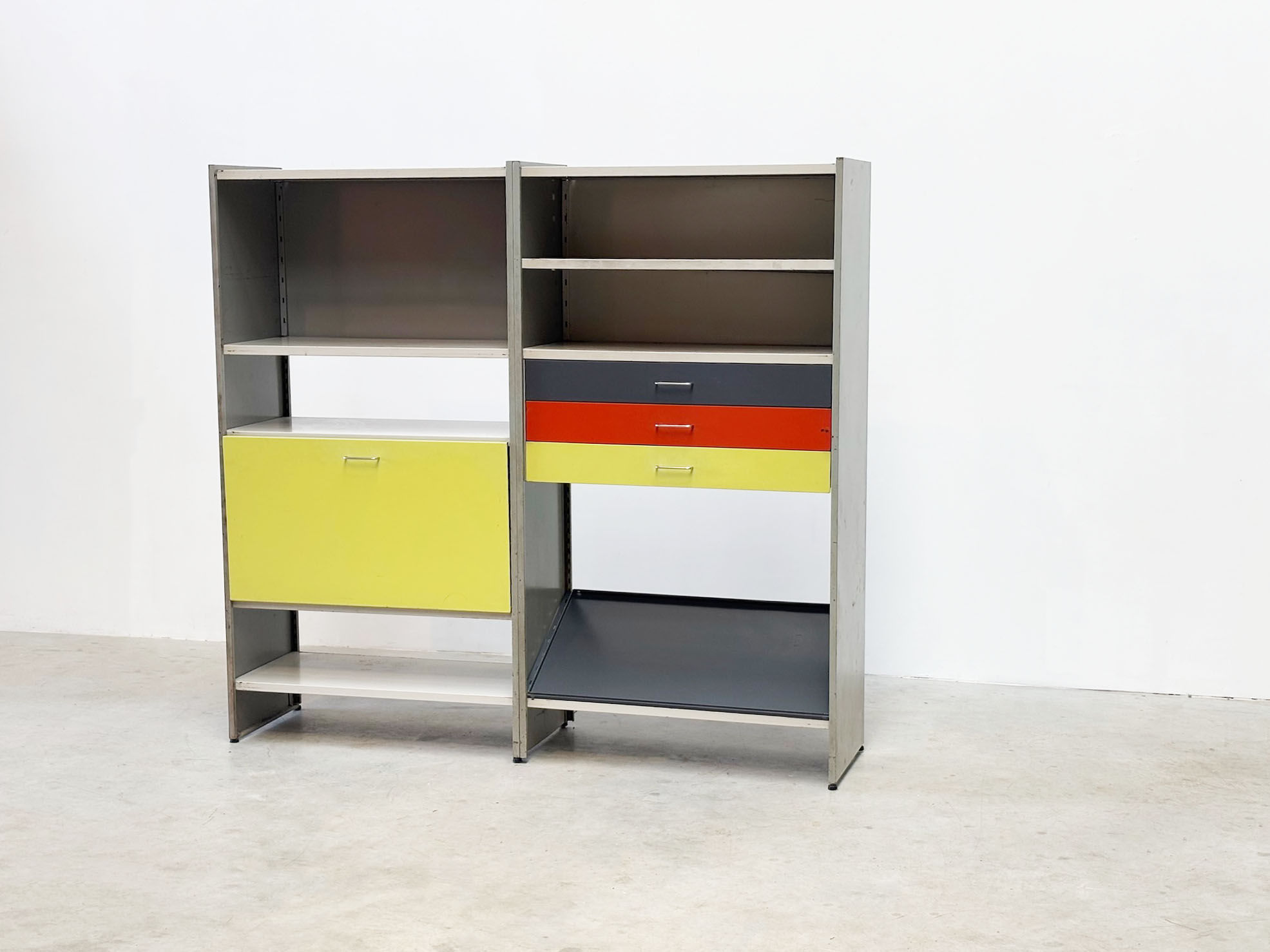 Andre Cordemeyer for Gispen 5600 storage cabinet