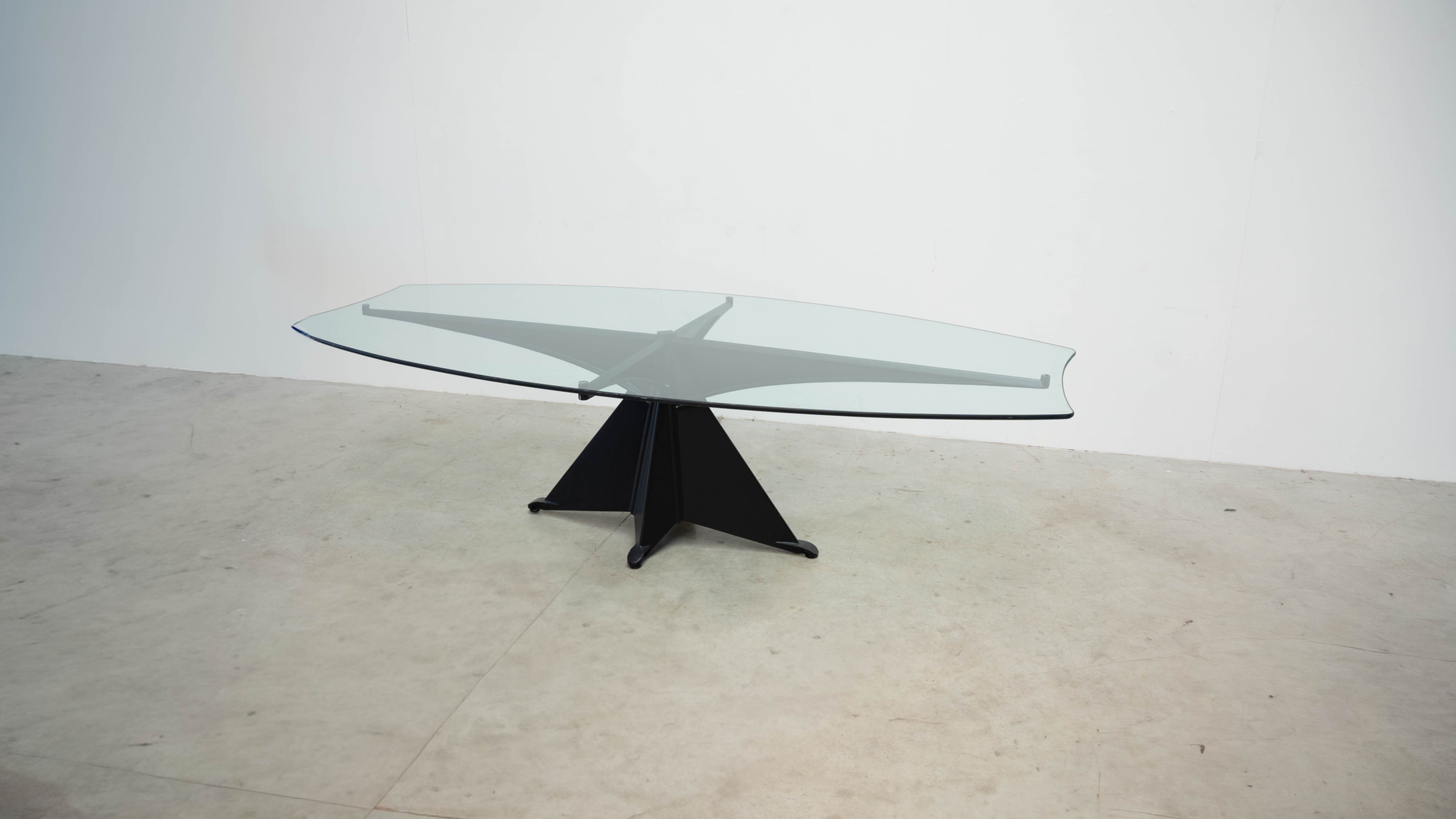 Oscar Tusquets Alada table by Casas Spain