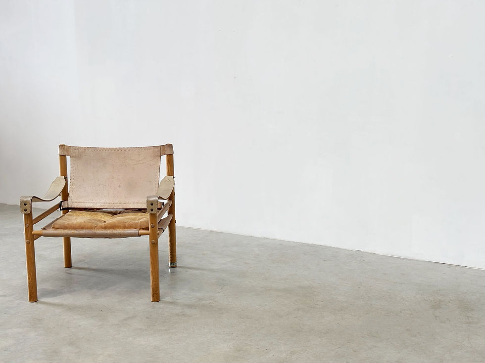 Thumbnail: Sirocco Safari lounge chair by Arne Norell