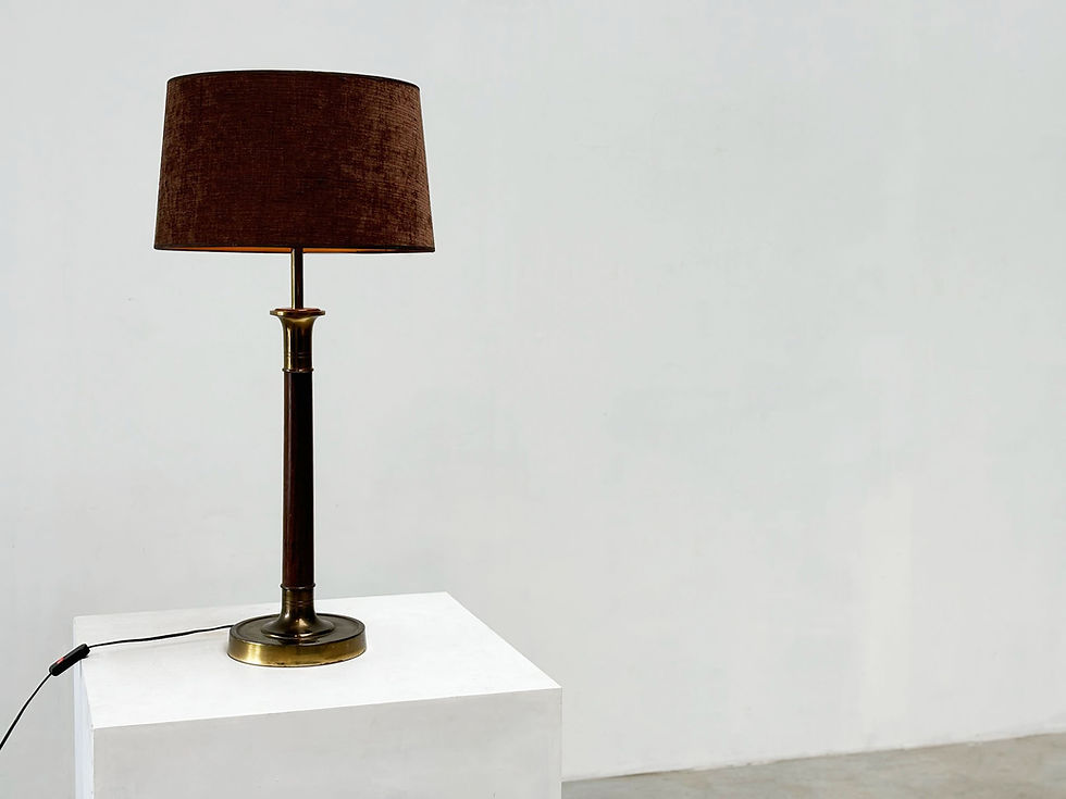 Thumbnail: High quality French / Spanish table lamp