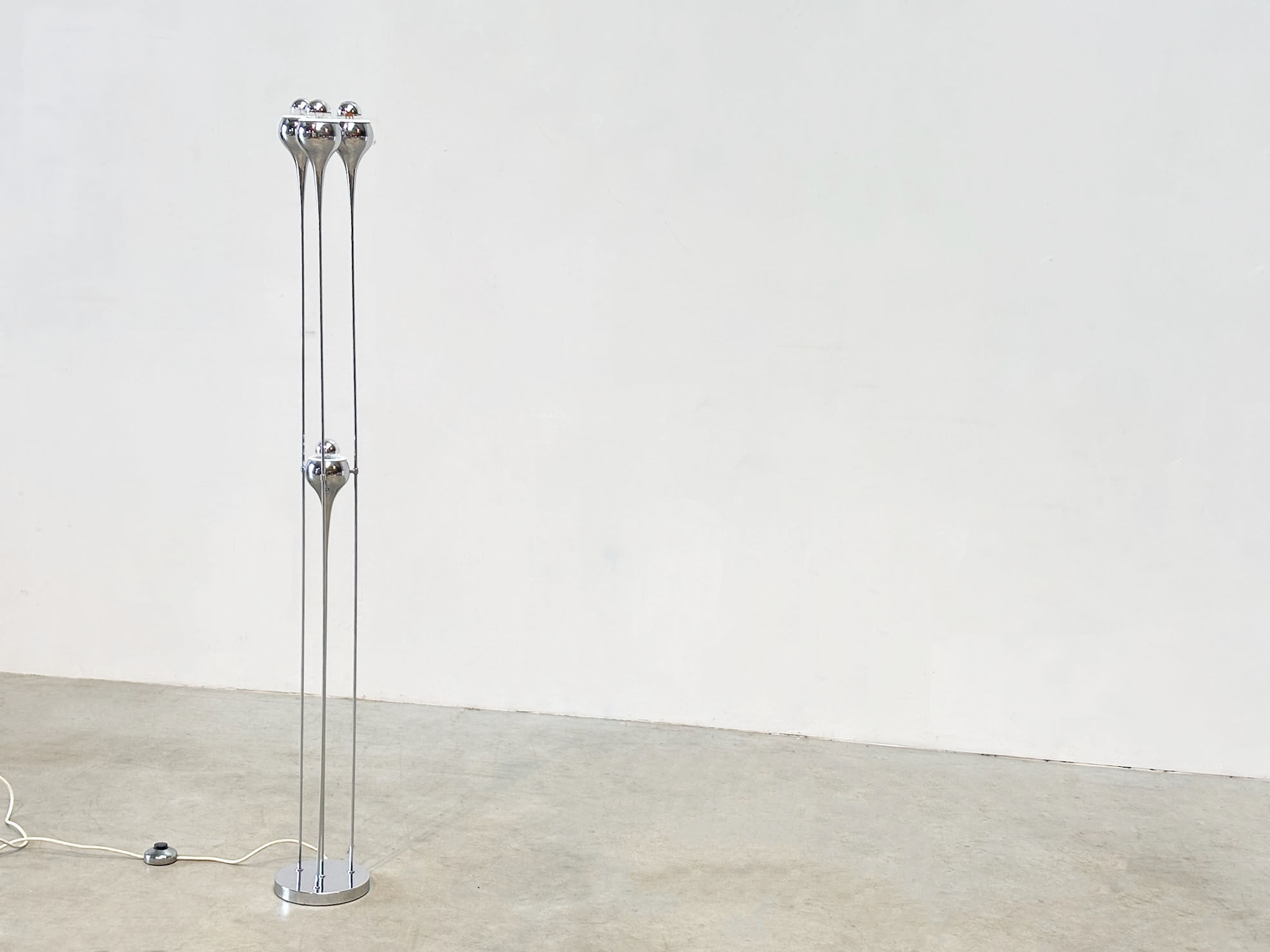 Chrome floor lamp attr to Angelo Brotto