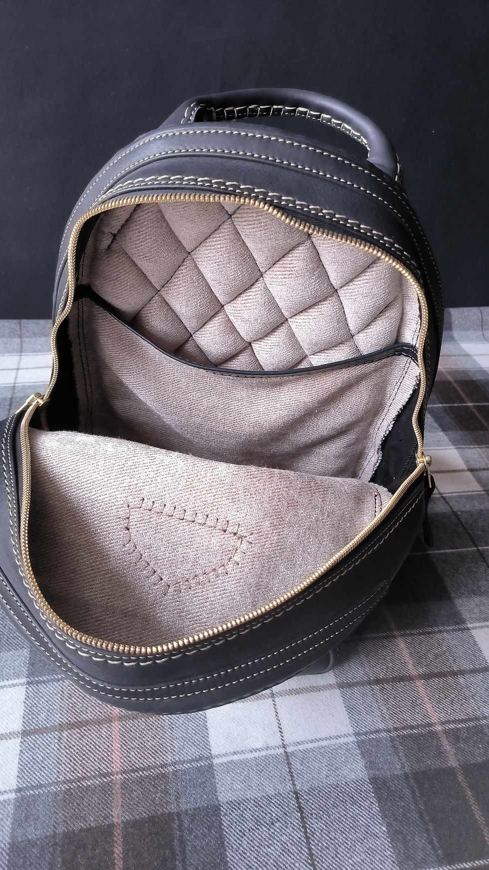 Miniature : Sac à dos taille L en cuir bleu nuit 