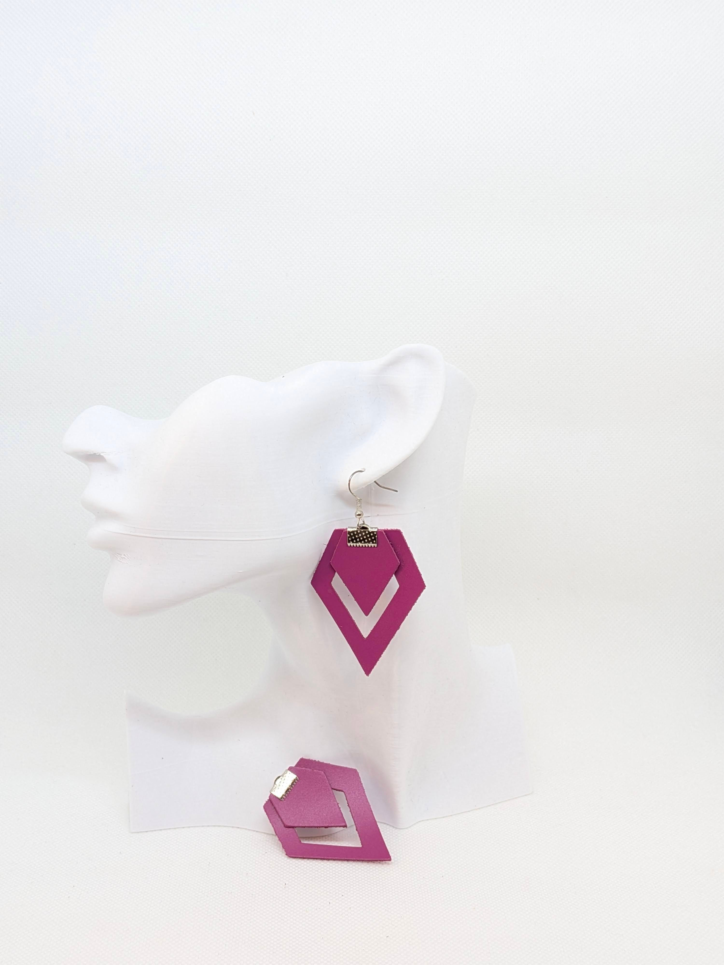 Kolczyki ze skóry naturalnej -wiszące