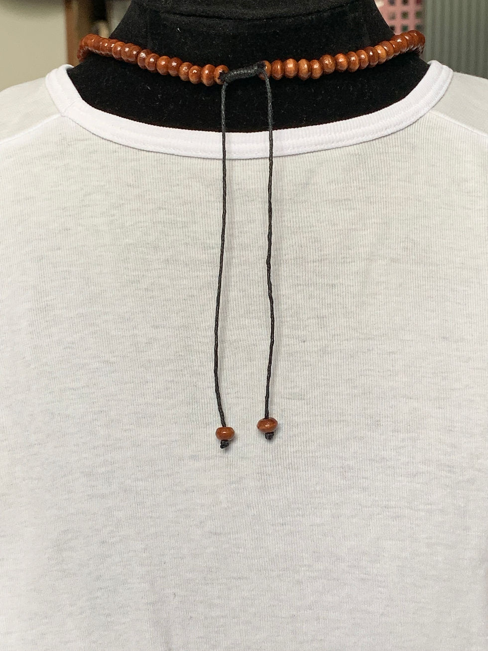 サムネイル： 【SOLD】バリ島ネックレス　ウッド　C　ブラウン