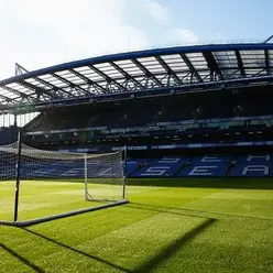 15 MINUTOS DE SOLIDÃO NO STAMFORD BRIDGE 