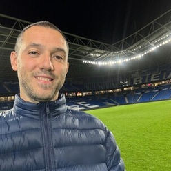 OS ESTÁDIOS PREFERIDOS DE GUSTAVO HOFMAN