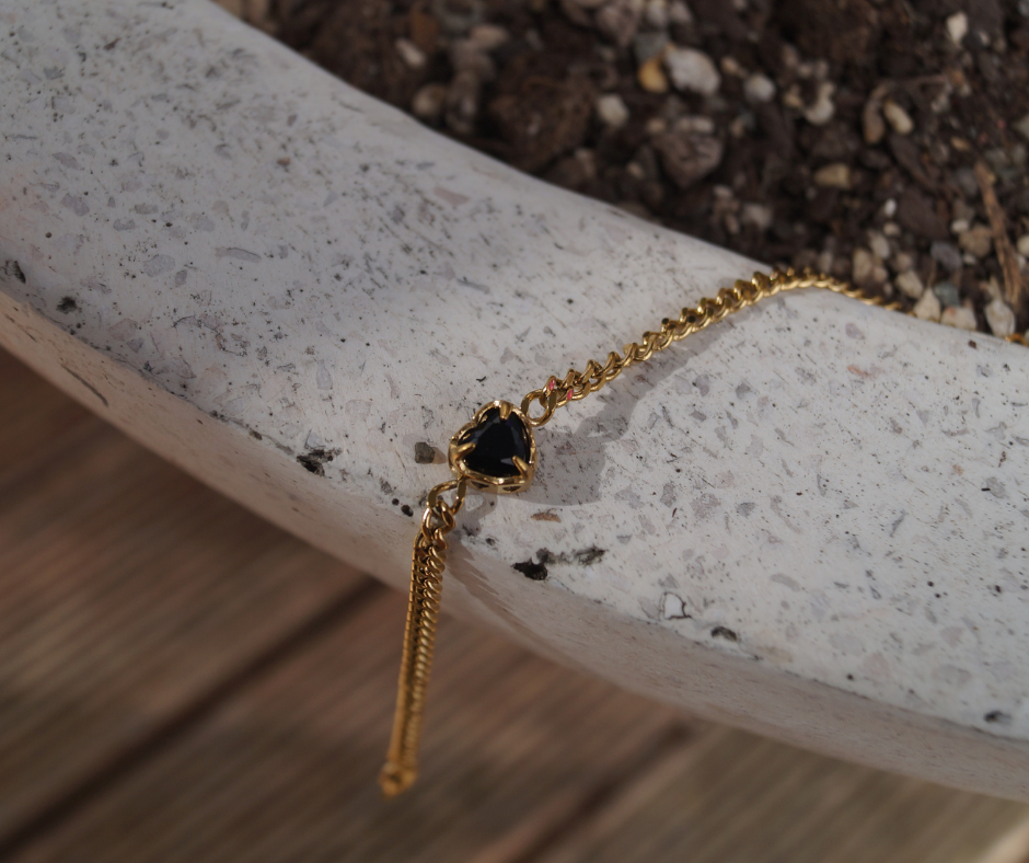Thumbnail: Bethi Bracelet (black)