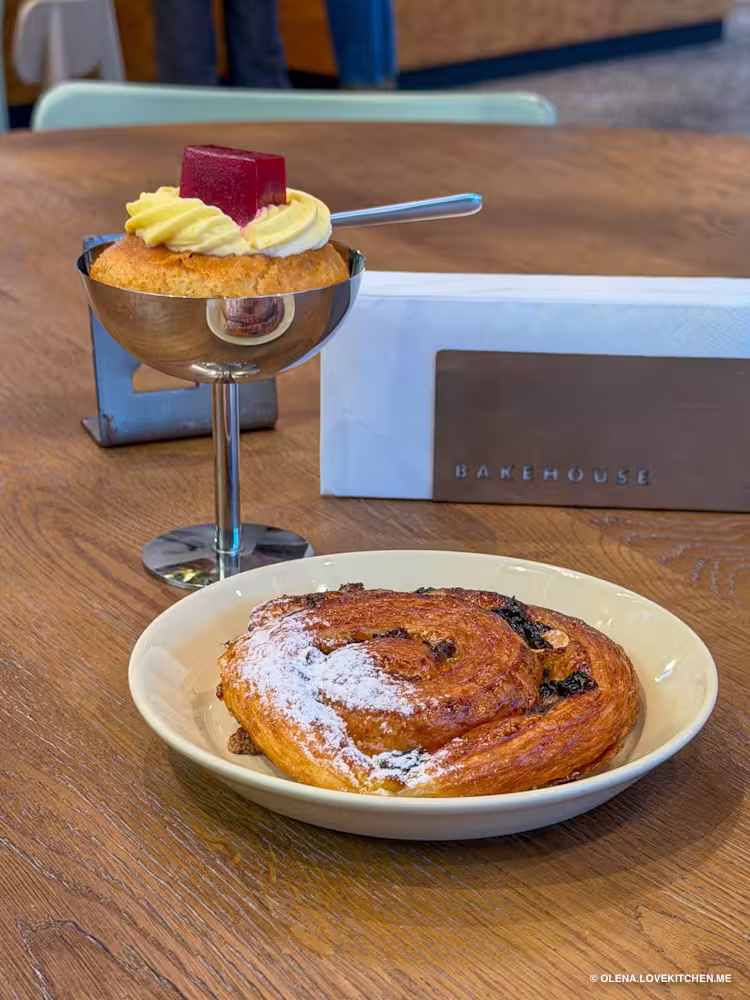 Bakehouse Київ, пекарня Bakehouse, огляд Bakehouse, пекарні Києва, де поїсти у Києві, ресторанний огляд Lovekitchen.me