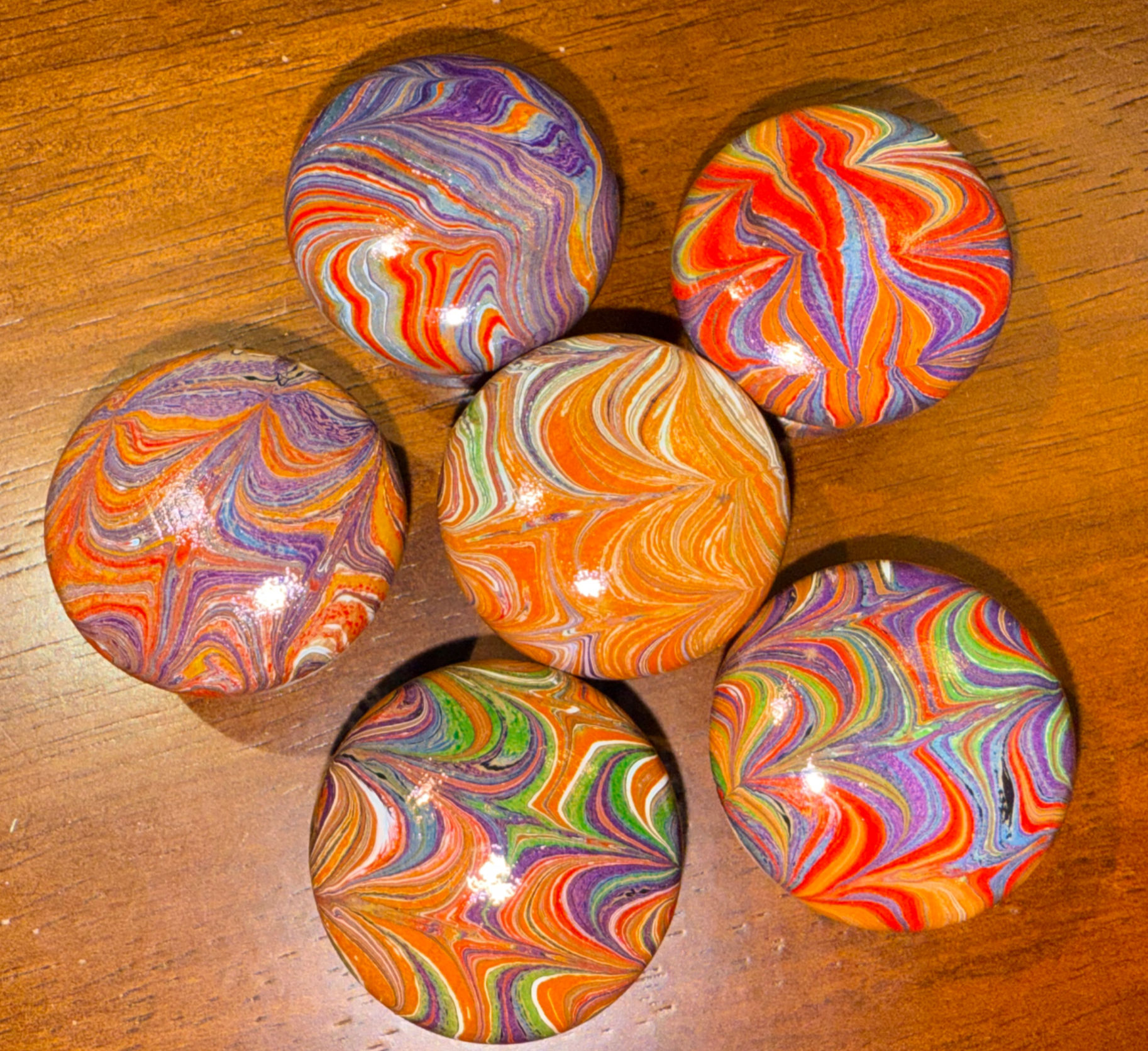 Wooden Knobs, rainbow scallops