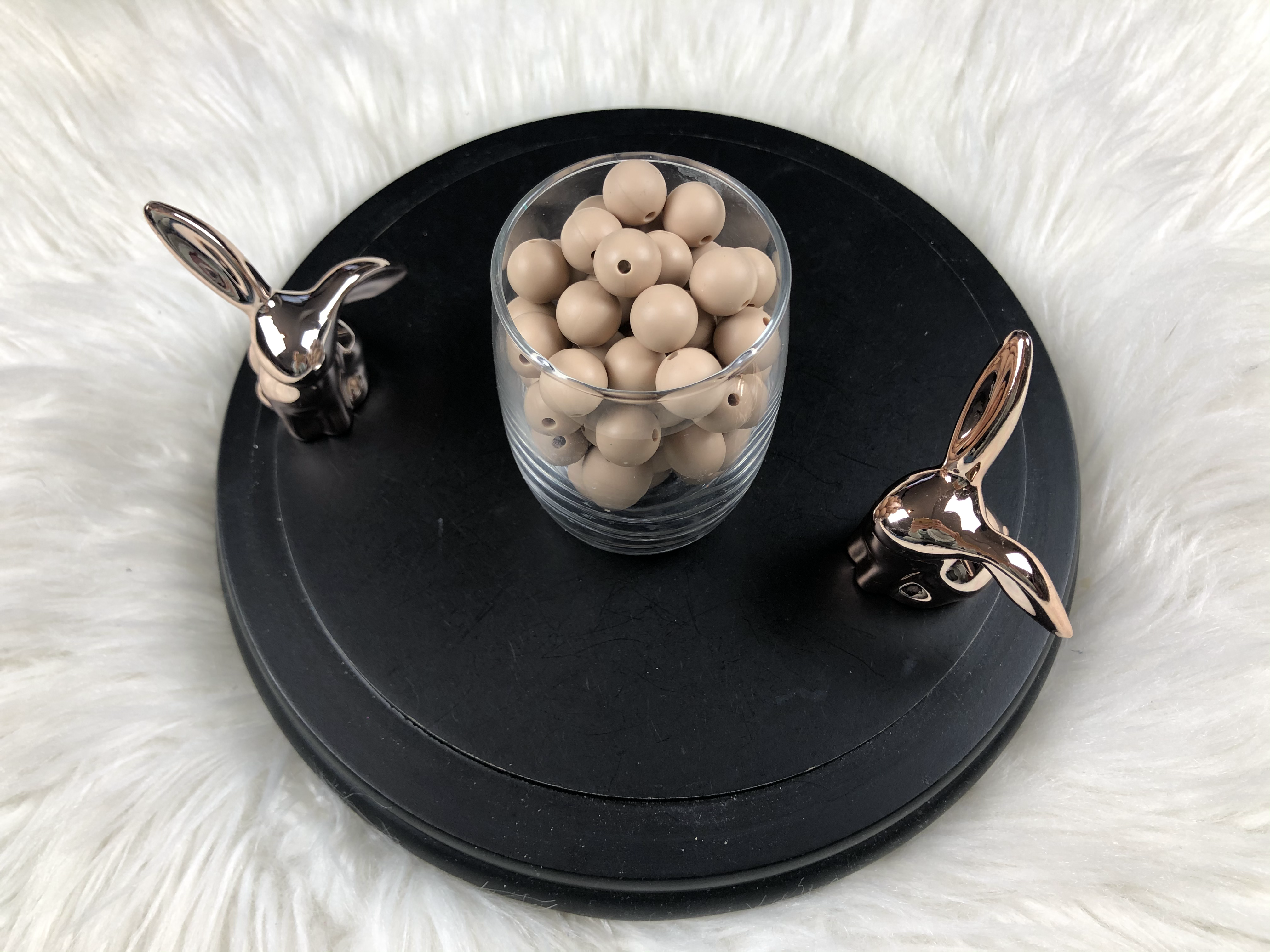 Taupe