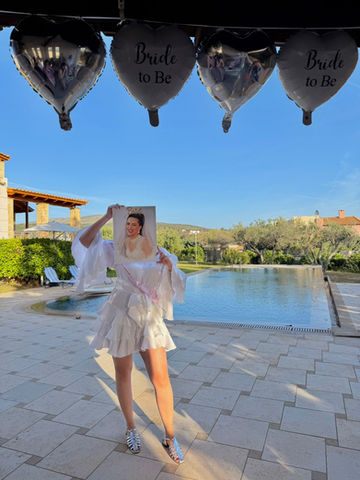 Thodora's Bachelor Day