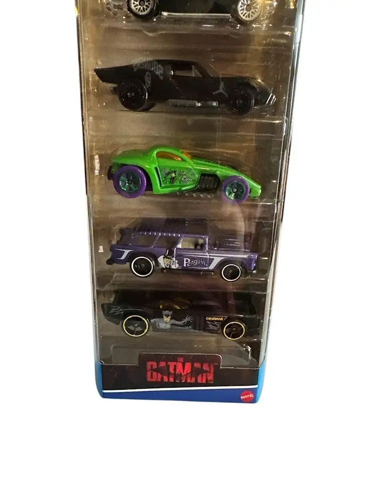 Thumbnail: Hot Wheels DC Batman 5-Pack with Batmobile, Corvette & Gov'ner