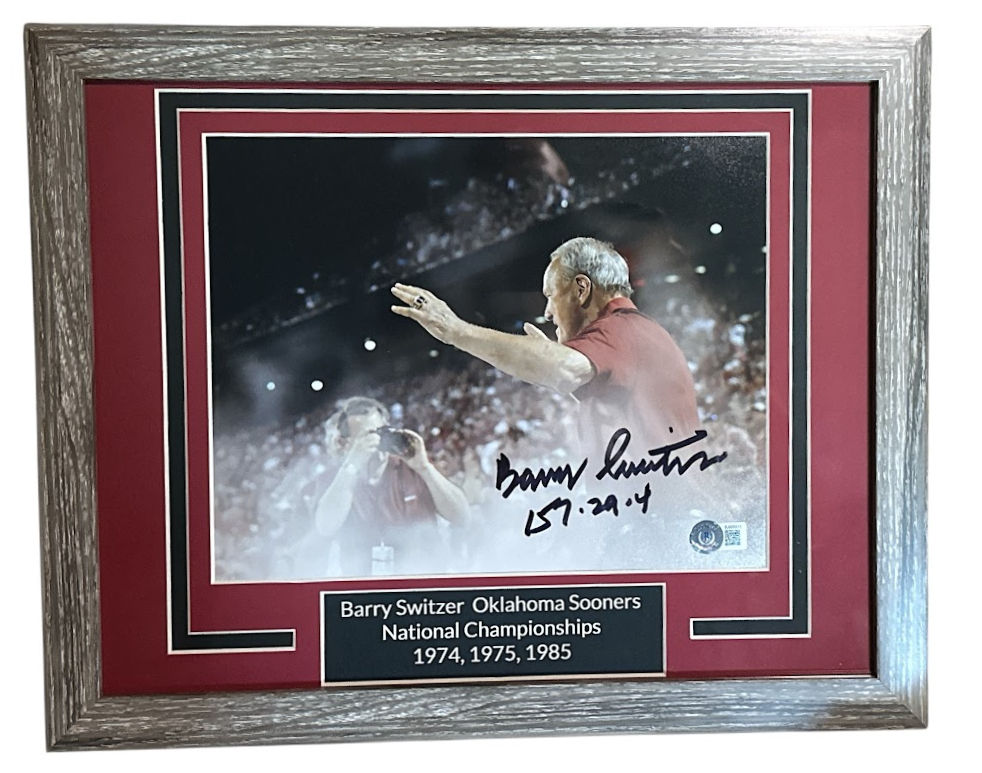 Barry Switzer Signed Framed Photo Inscribed 157-29-4 (Beckett)