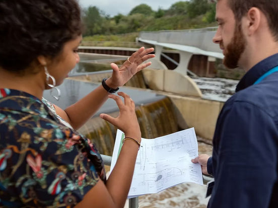Kommunen fortsetter med aura, chakra og orbs.