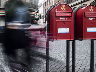 PostNord sætter ikoniske røde postkasser til salg
