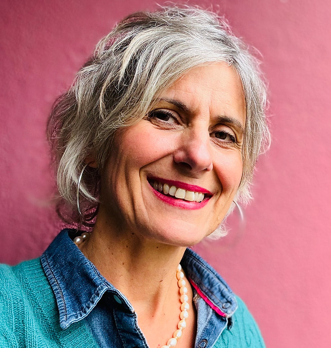 15_10_24_Foti Web 1 leuchtend.jpg