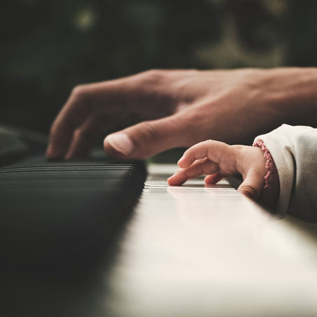 10 Benefits to Children of Learning to Play Piano