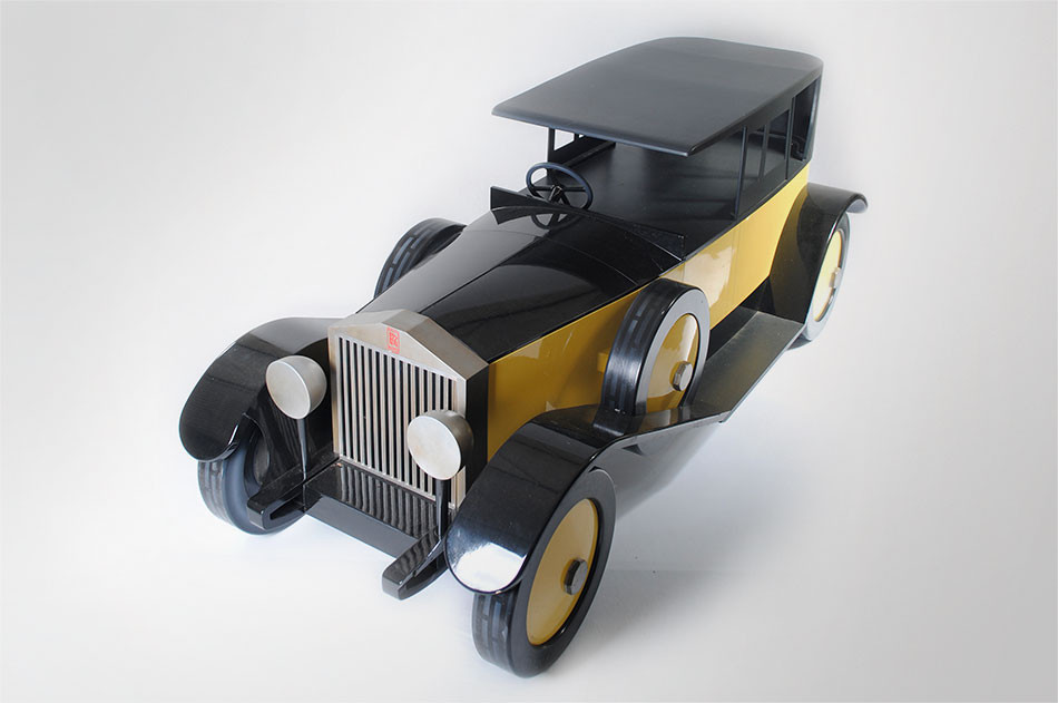 Rolls Royce coffin