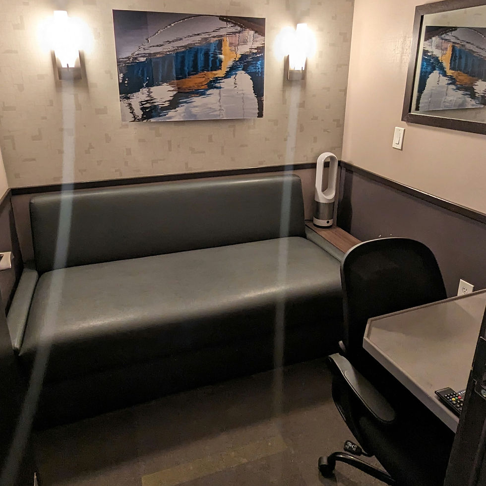 Minute Suites (Main Atrium) at Main Terminal, CLT | Resort Chasers