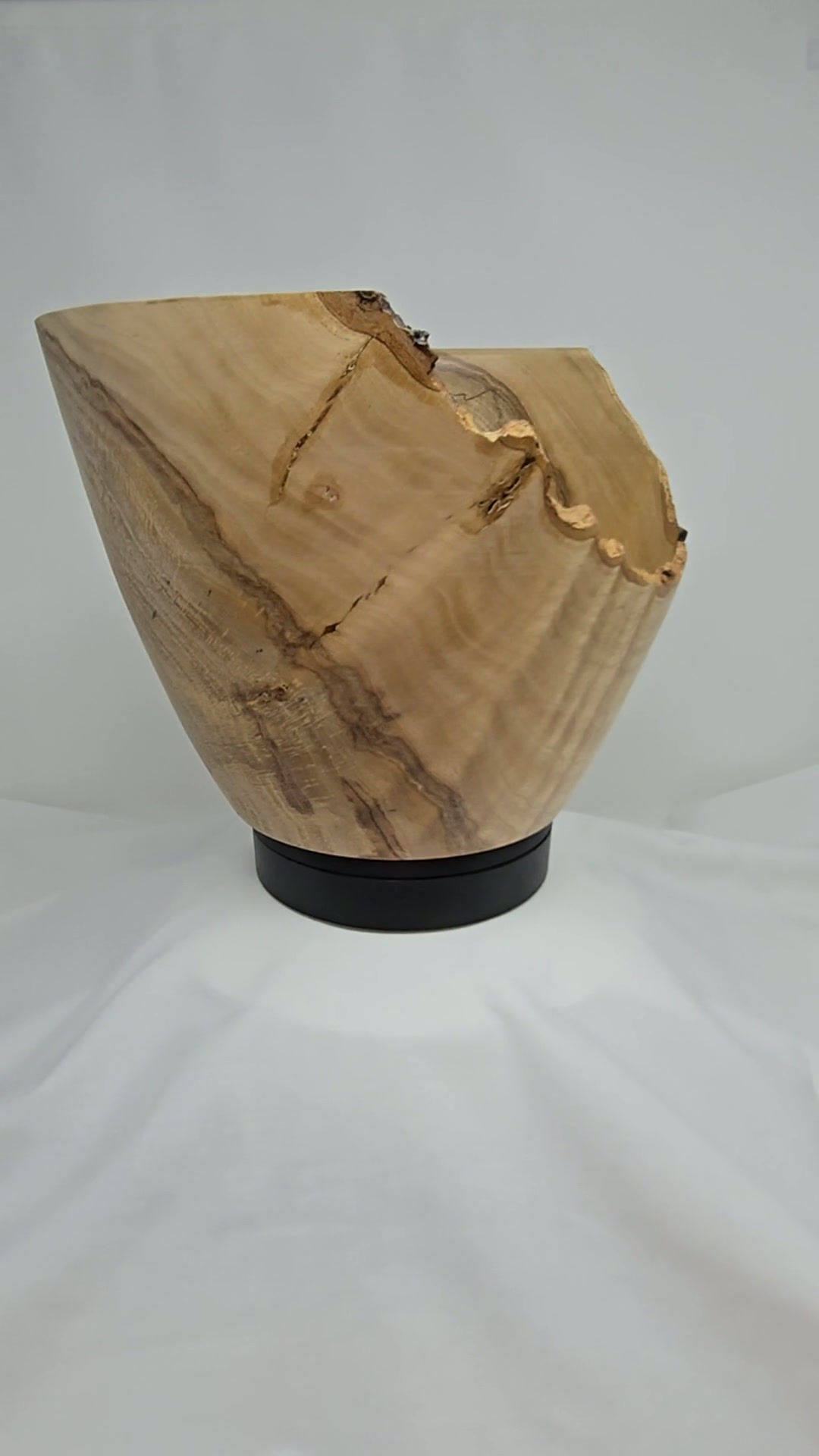 Ash Bowl with low reveal