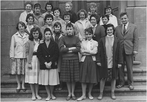 1943 Collège de jeunes filles 1958-1959 2e Comm.jpg