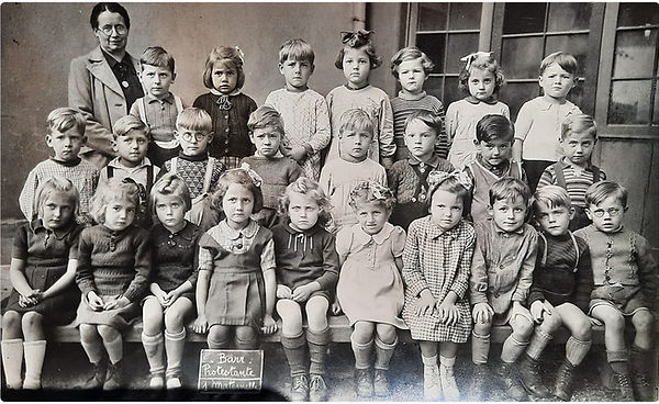 Maternelle protestante 1941 1942.jpg