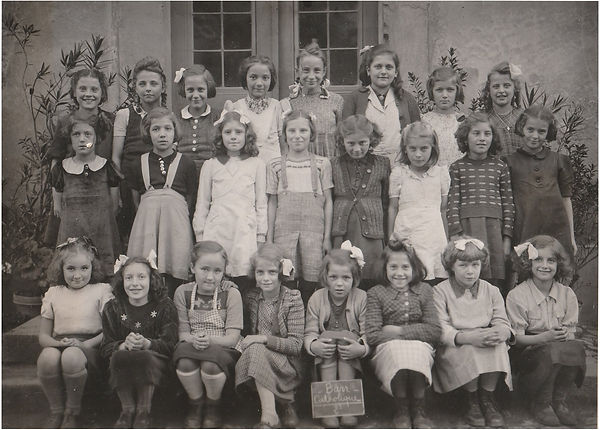 Primaire catholique 1935 1936 filles.jpg