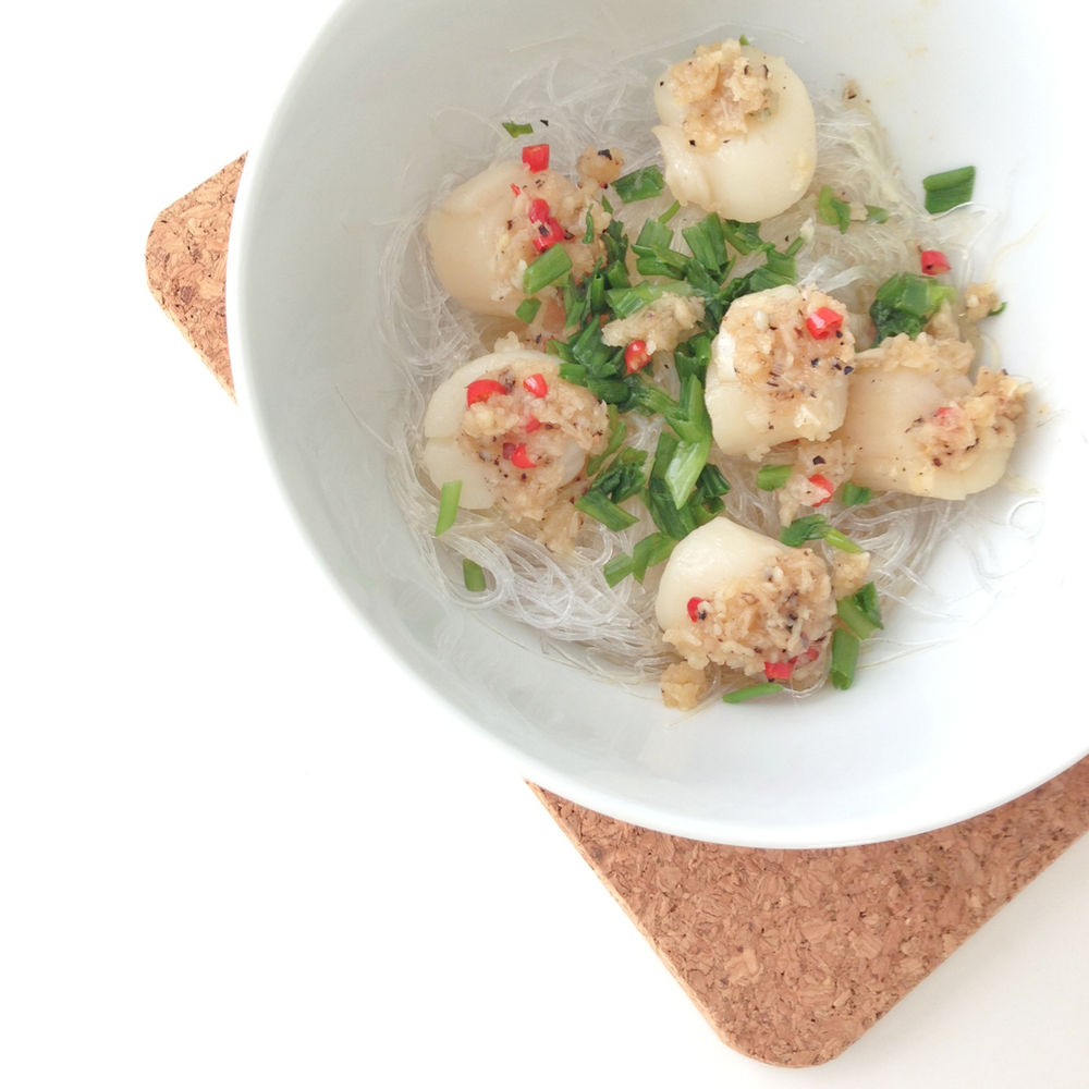 Steamed scallops with glass noodles
