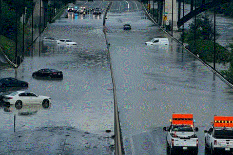Drake's house flooded